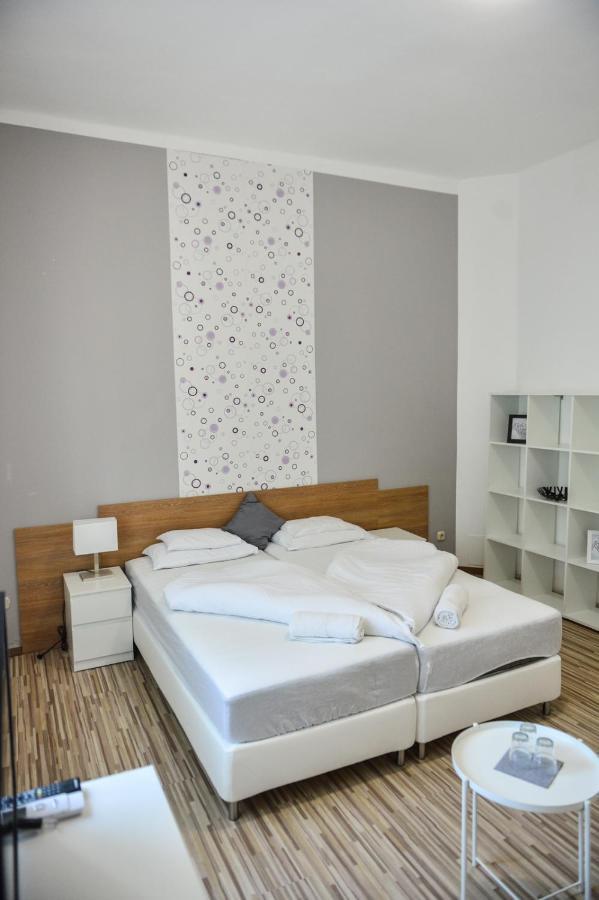 Elmeny Balaton Hotel Alsóörs 外观 照片
